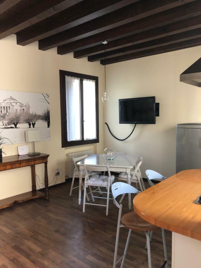 Dimora Cecilia, Nel Cuore Della Citta Vicenza Exterior foto